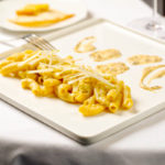 Maccheroncini Al Torchio Con Canocchie, Stufato Di Porri e Mele Verdi, Gocce Di Tartufo Nero